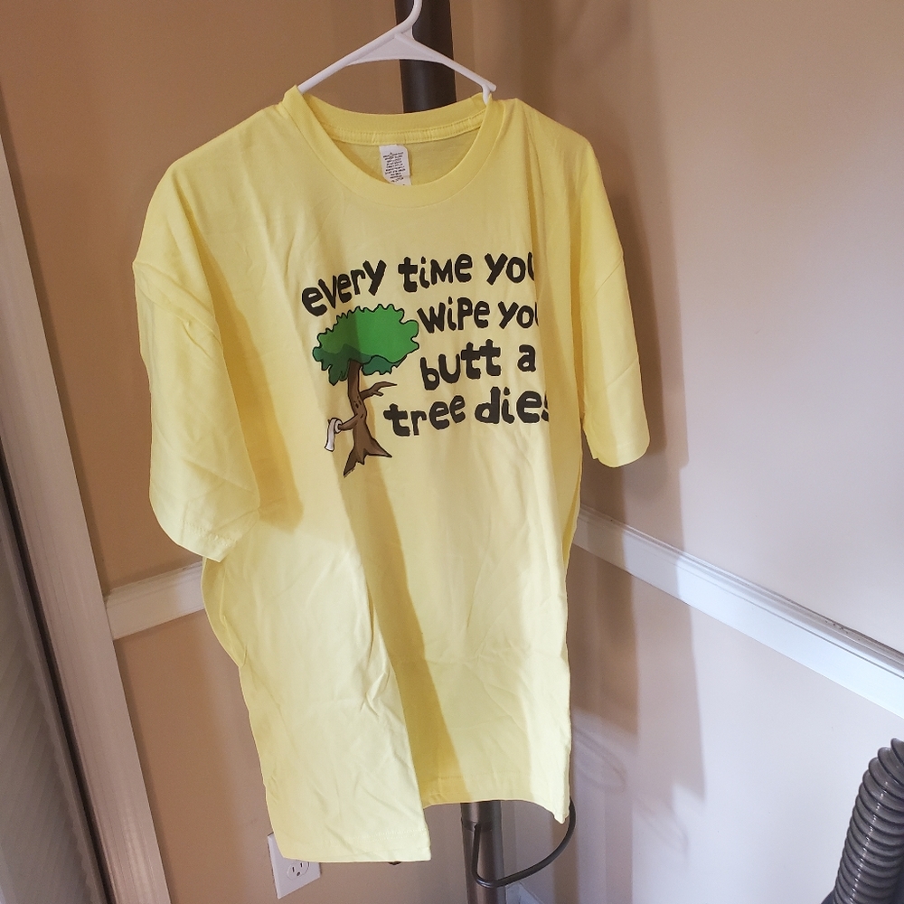 Graphic T